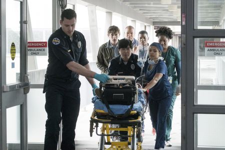 Freddie Highmore, Miranda Edwards, and Antonia Thomas in The Good Doctor (2017)