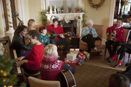 Harry Connick Jr., Fionnula Flanagan, Lyle Lovett, Connie Britton, Charlie Sexton, Marcia Ball, and Chandler Canterbury 