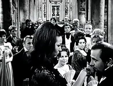 Miroslav Homola, Marta Kubisová, Ivo Niederle, Ludmila Vostrcilová, Darek Vostrel, and Stella Zázvorková in Marta Kubiso