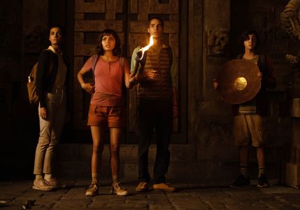 Nicholas Coombe, Isabela Merced, Madeleine Madden, and Jeff Wahlberg in Dora and the Lost City of Gold (2019)