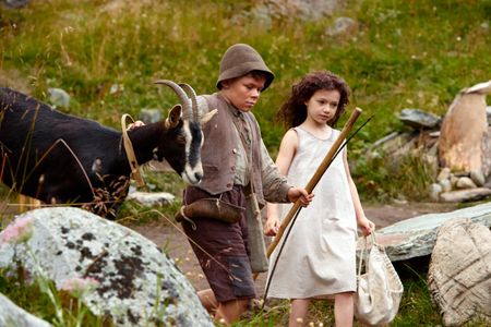 Anuk Steffen and Quirin Agrippi in Heidi (2015)