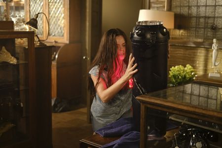 Eline Powell in Siren (2018)