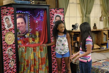 Charles Esten, Skai Jackson, and Nina Lu in Bunk'd (2015)