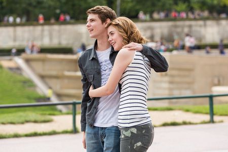 Gatlin Kate James and Robbie Kay in Heroes Reborn (2015)
