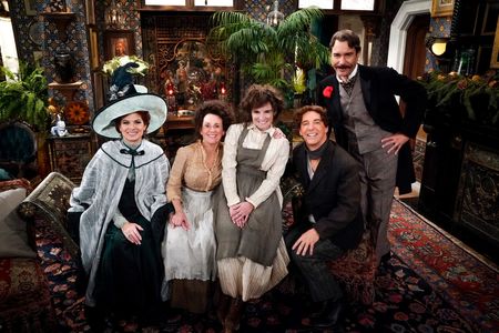 Sean Hayes, Eric McCormack, Debra Messing, Megan Mullally, and Jett Wilder in Will & Grace (1998)