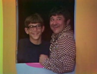 Buddy Hackett and Sandy Hackett in Rowan & Martin's Laugh-In (1967)