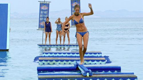 Sierra Dawn Thomas, Andrea Boehlke, Debbie Wanner, and Aubry Bracco in Survivor (2000)