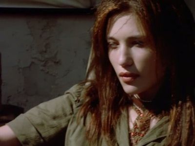 Oona Hart in Sliders (1995)
