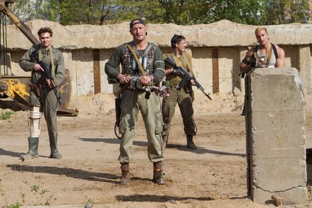 Gosha Kutsenko, Artur Smolyaninov, Nikolay Efremov, and Georgiy Gromov in The Darkest Hour (2011)