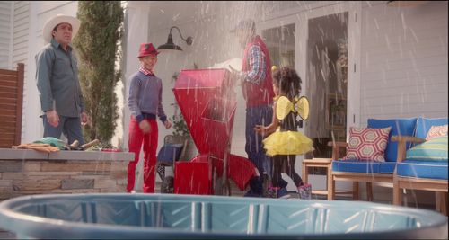 Mike Epps, Oscar Nuñez, Sayeed Shahidi, and Aalyrah Caldwell in Uncle Buck (2016)