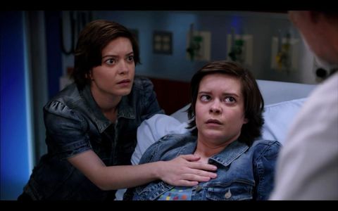 Emily Hinkler and Elizabeth Hinkler in Chicago Med