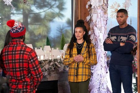 Markelle Smith and Amanda Grace Jenkins in 12 Dates of Christmas (2020)