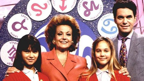 Carmen Sevilla and Agustín Bravo in Telecupón (1990)