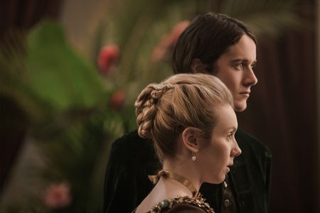 César Domboy and Lauren Lyle in Outlander (2014)