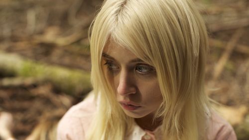 Allison Harvard as Carina in 'Insensate'