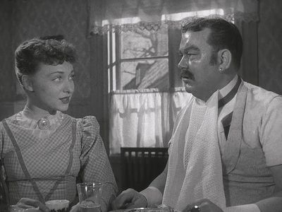 Åke Grönberg and Annika Tretow in Sawdust and Tinsel (1953)
