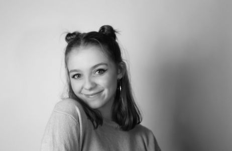 Mollie Holder
