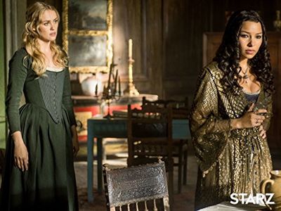 Jessica Parker Kennedy and Hannah New in Black Sails (2014)