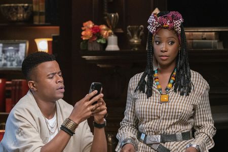 Marque Richardson and Ashley Blaine Featherson-Jenkins in Dear White People (2017)