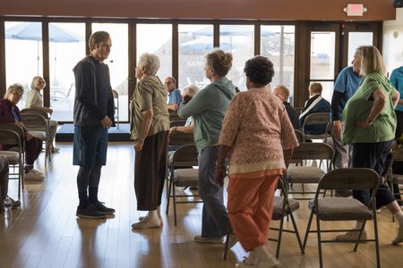 Phyllis Applegate, Bonnie Bartlett, Carol Mansell, Bob Odenkirk, and Jean Effron in Better Call Saul (2015)
