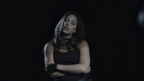 Taylor Stammen playing Angelina Jolie for REELZ TV series 