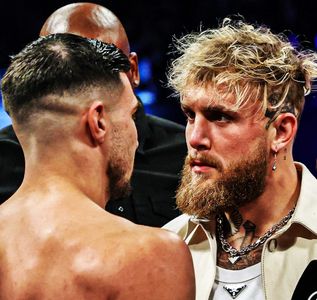 Tommy Fury and Jake Paul in BT Sport Fight Night Live: WBO, WBC & IBF Unified World Light-Heavyweight Championship: Artu