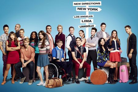 Jane Lynch, Lea Michele, Naya Rivera, Mark Salling, Matthew Morrison, Harry Shum Jr., Cory Monteith, Darren Criss, Dean 
