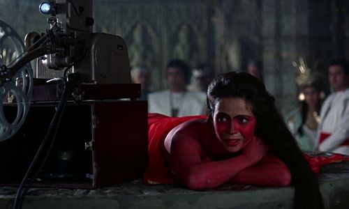 Viviane Ventura in Help! (1965)