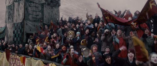 Matthew Lewis, Emma Watson, William Melling, Afshan Azad, Shefali Chowdhury, Evanna Lynch, and Jessie Cave in Harry Pott