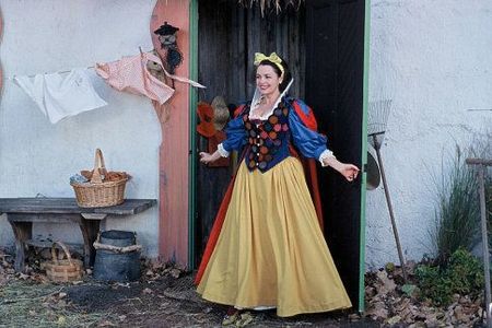Louise Portal as Snow White in the Denise Filiatrault film ALICE'S ODYSSEY / L'ODYSSEÉ D'ALICE TREMBLAY