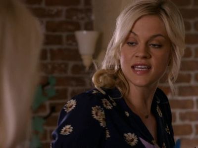 Georgia King in The New Normal (2012)