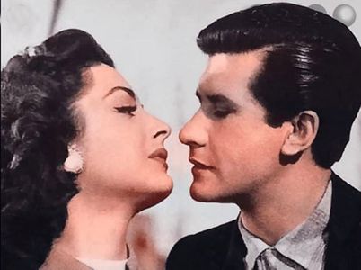 Elsa Aguirre and Ignacio López Tarso in Vainilla, bronce y morir (Una mujer más) (1957)