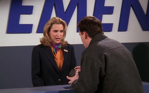 Matthew Perry and Robin McDonald in Friends (1994)