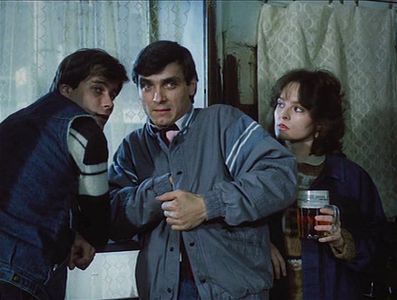 Oldrich Kaiser, Tatiana Kulísková, and Lukás Vaculík in The Great Movie Robbery (1986)