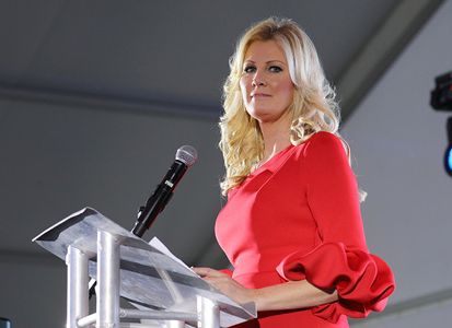 Sandra Lee