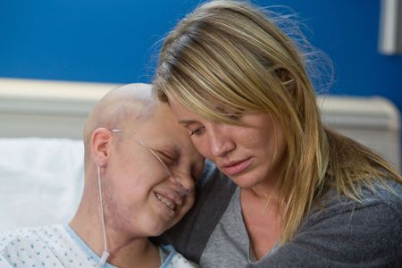 Cameron Diaz and Sofia Vassilieva in My Sister's Keeper (2009)