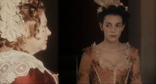 Mercè Arànega and Vicky Luengo in Born (2014)