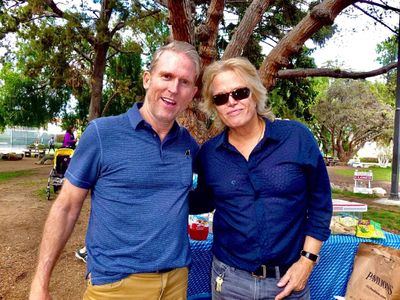 Howard M Lockie,Brian Ray of The Paul McCartney Group