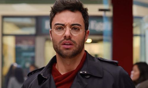 Julien Marlon as Luc in Holidate (Netflix)