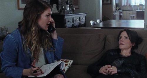 Mary-Louise Parker and Lily Rabe in Golden Exits (2017)
