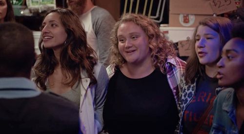 Still of Danielle Macdonald, Miriam Moss, Khloe Janel, and Lillie Cummings in Easy season 3 ep. 8 “Low Rolling Boil”