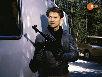 Thomas Schücke in The Old Fox (1977)