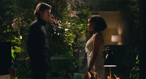 Nick Robinson and Amandla Stenberg in Everything, Everything (2017)