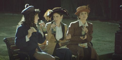 Elizabeth Olsen, Rachel Bilson, and Maria Blasucci in Drunk History (2013)