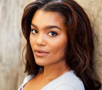 Sasha Sloan