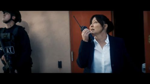 Shannen Doherty and Xzavier Estrada in Hot Seat (2022)