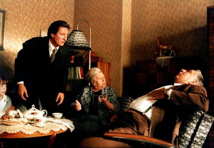 Miroslav Donutil, Bolek Polívka, and Stella Zázvorková in Cosy Dens (1999)