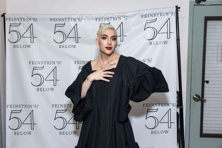 Mason performing at 54 Below