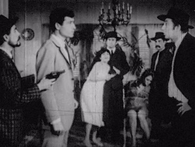 Irfan Atasoy and Pervin Par in Killing in Istanbul (1967)