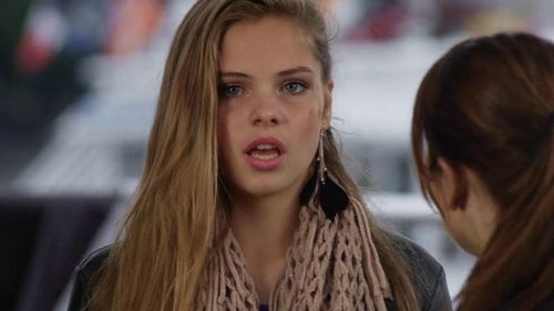 Grace Vukovic as Julie In 